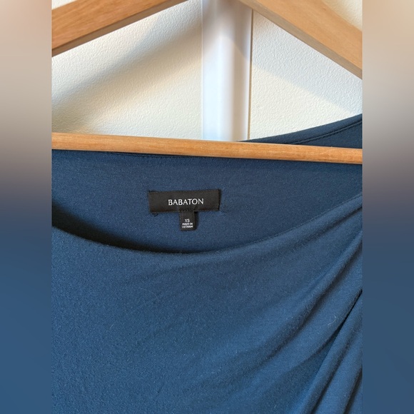 Elegant Blue Long-Sleeve Dress - Picture 3 of 5